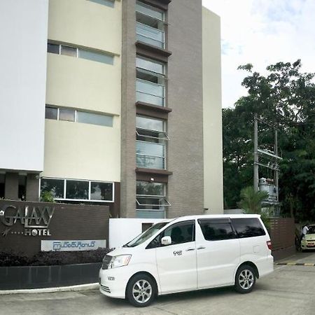 Galaxy Hotel Yangon Exterior photo